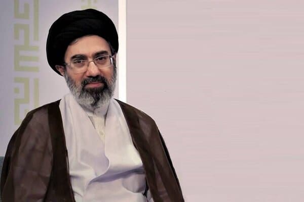Iran’s Leader Thanks Sunni Scholars in Hormozgan for Unity Message
