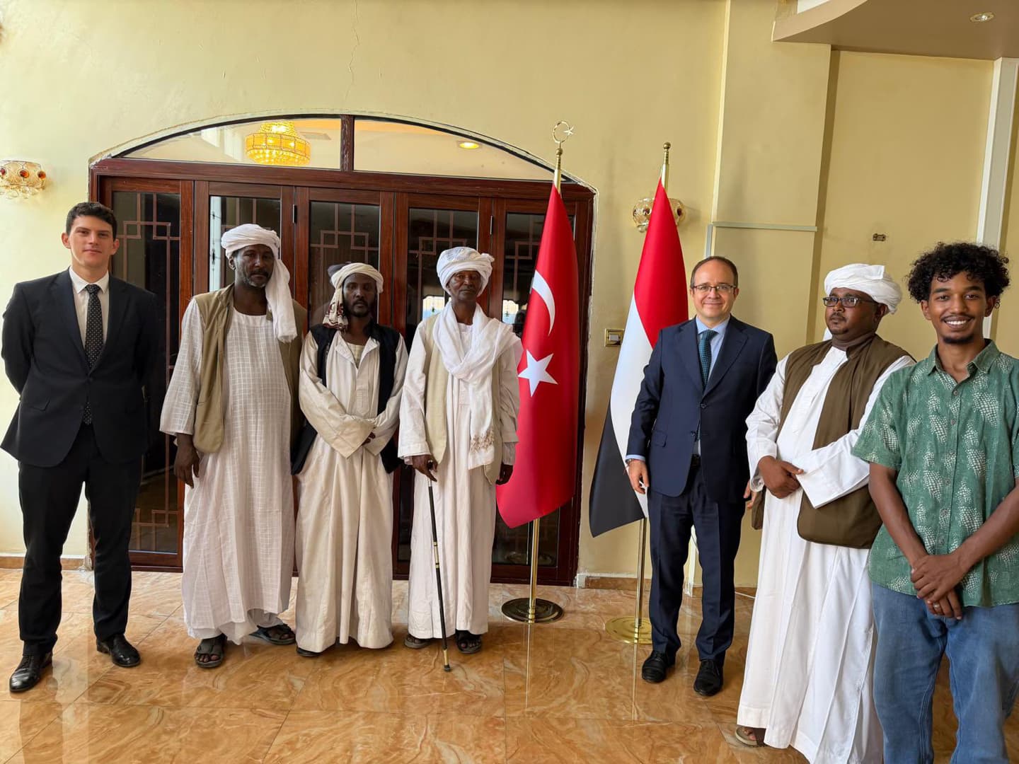 Türkiye's ambassador to Sudan meets Suakin mayor