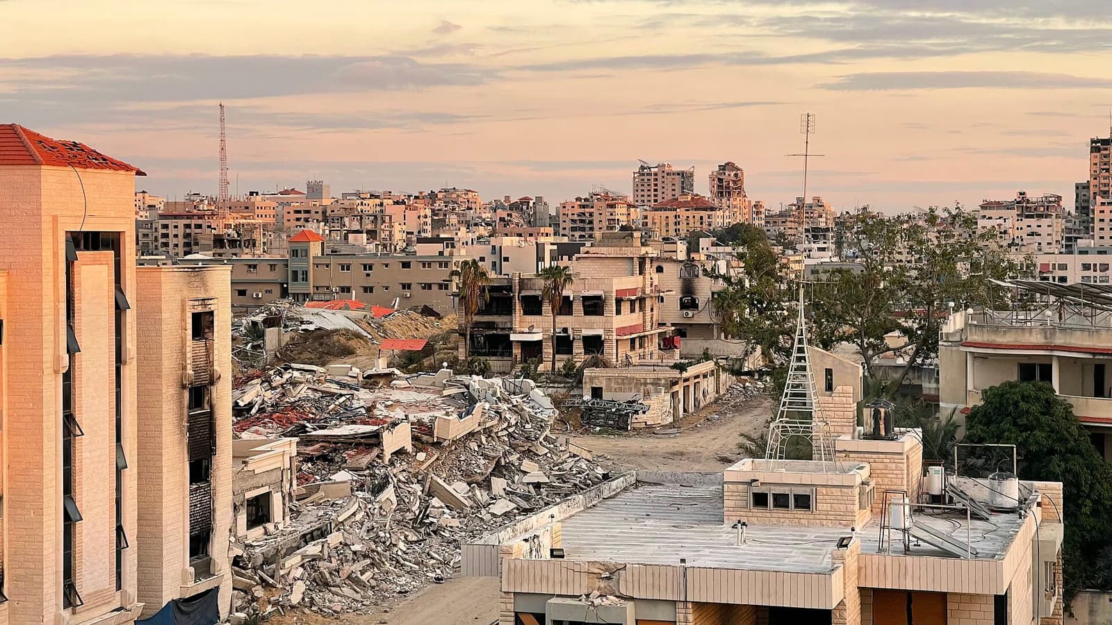غارة إسرائيلية جديدة على غزة مساء السبت بعد مقتل 5 فلسطينيين في غارتين