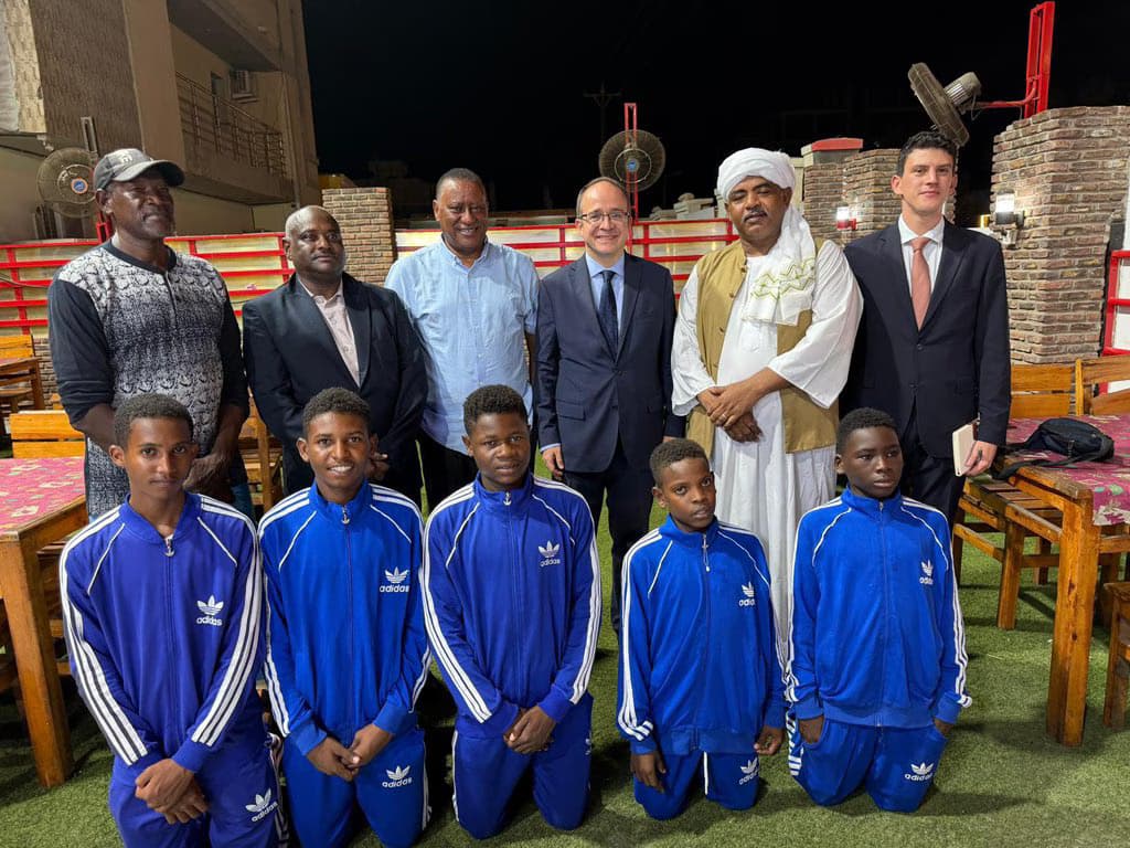 السفير التركي يلتقي منتخب السودان للجمباز الفني بعد معسكره في تركيا