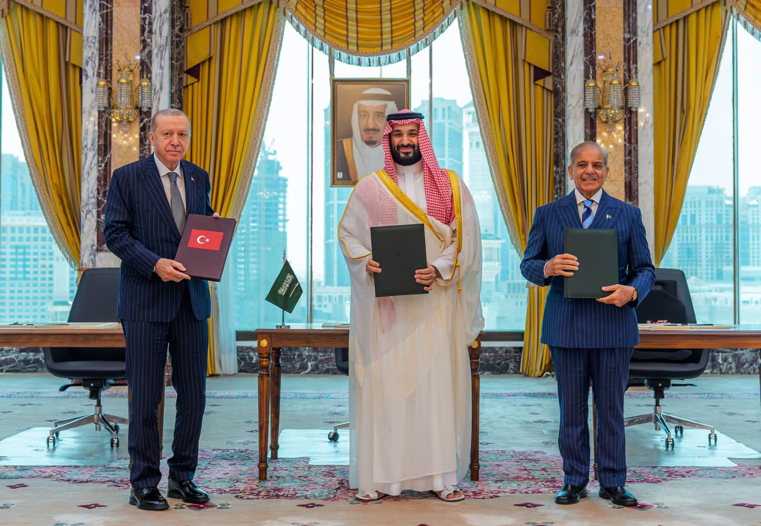 ولي العهد السعودي: تحالف مكة الدفاعي مع تركيا وباكستان لتعزيز استقرار المنطقة