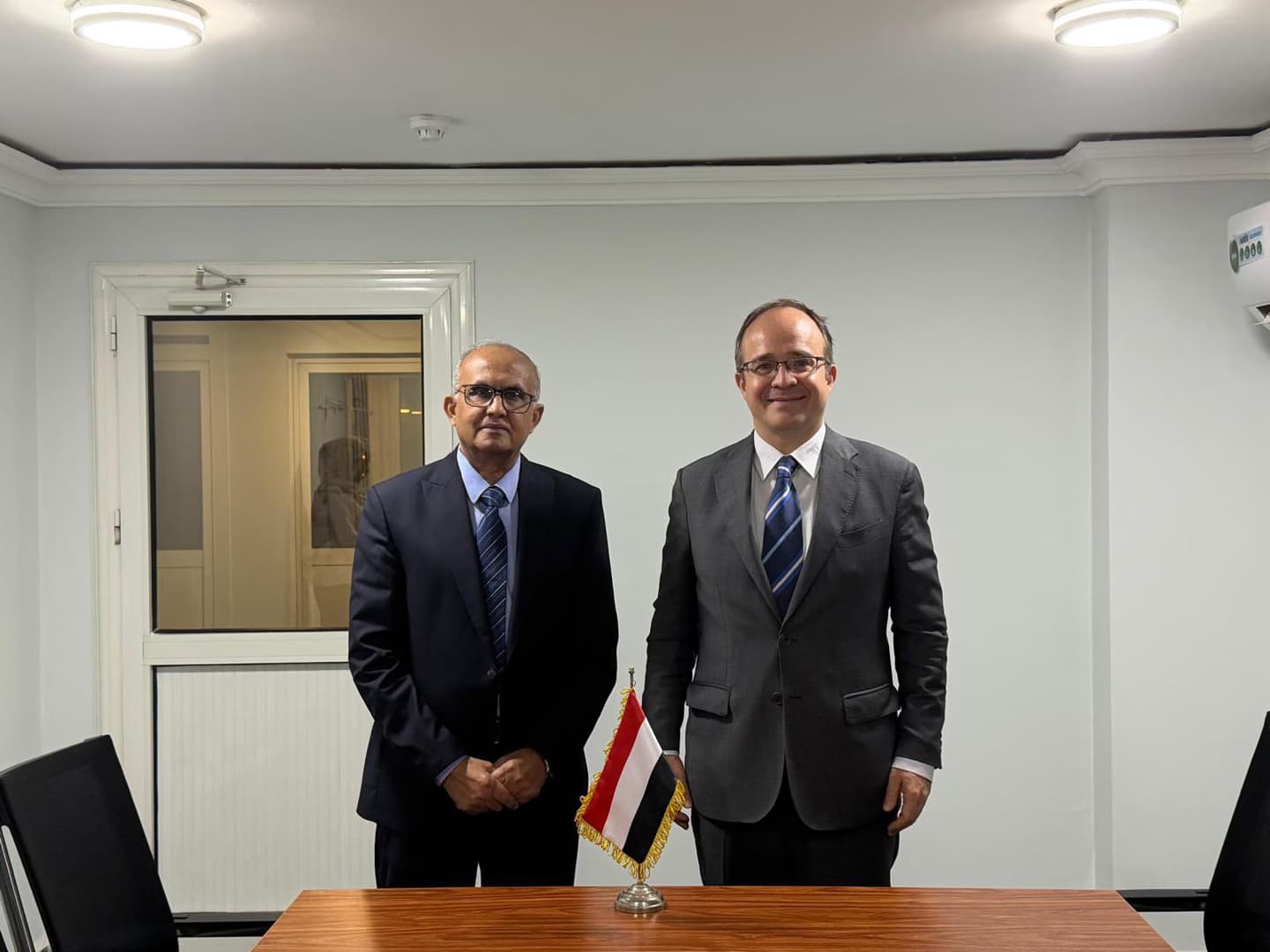 السفير التركي لدى السودان يلتقي نظيره اليمني عمر عبدالله علي يعقوب