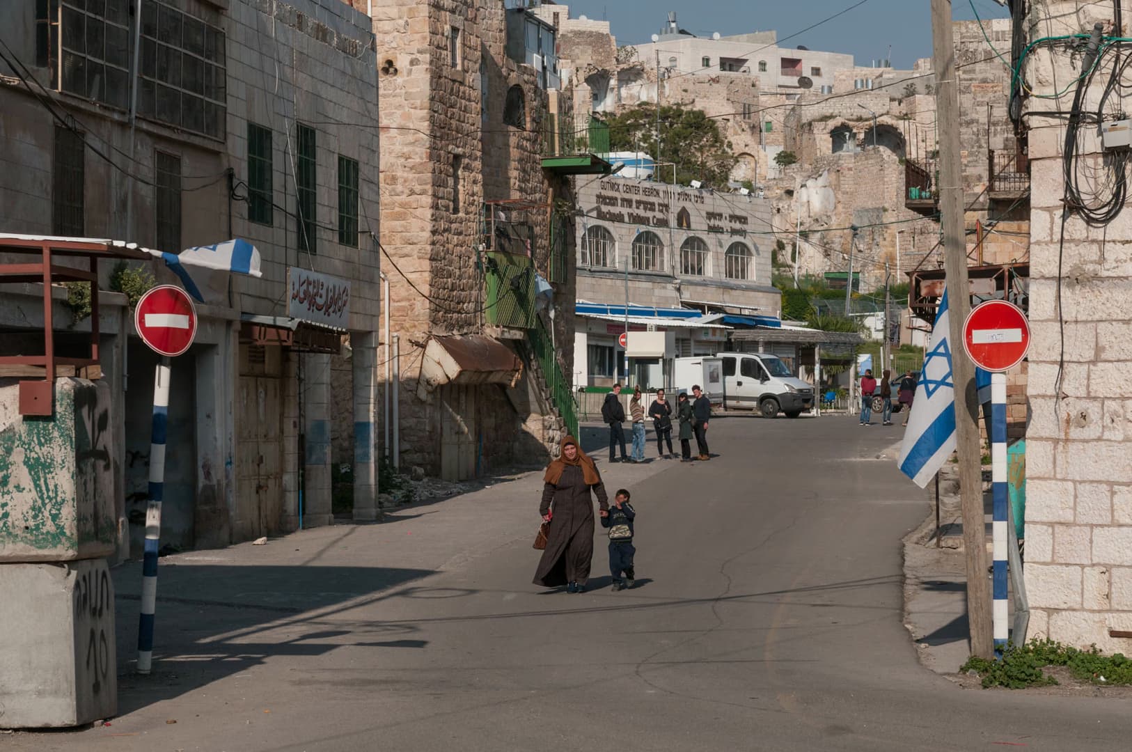 Israel displaces families, demolishes residential building in Hebron after two soldiers killed