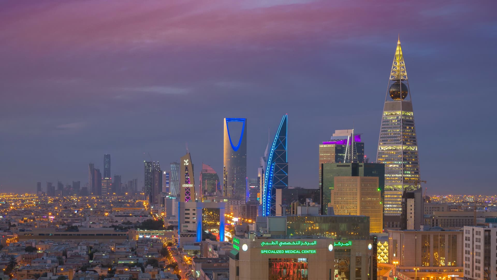 Riyadh airport closure disrupts life in Saudi capital, investment forum postponed