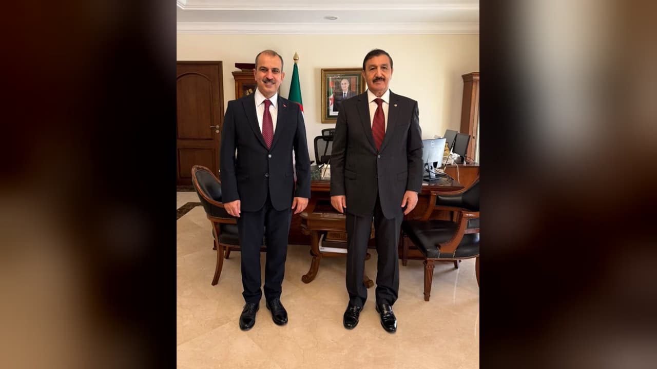 سفير تركيا في الدوحة يزور نظيره الجزائري