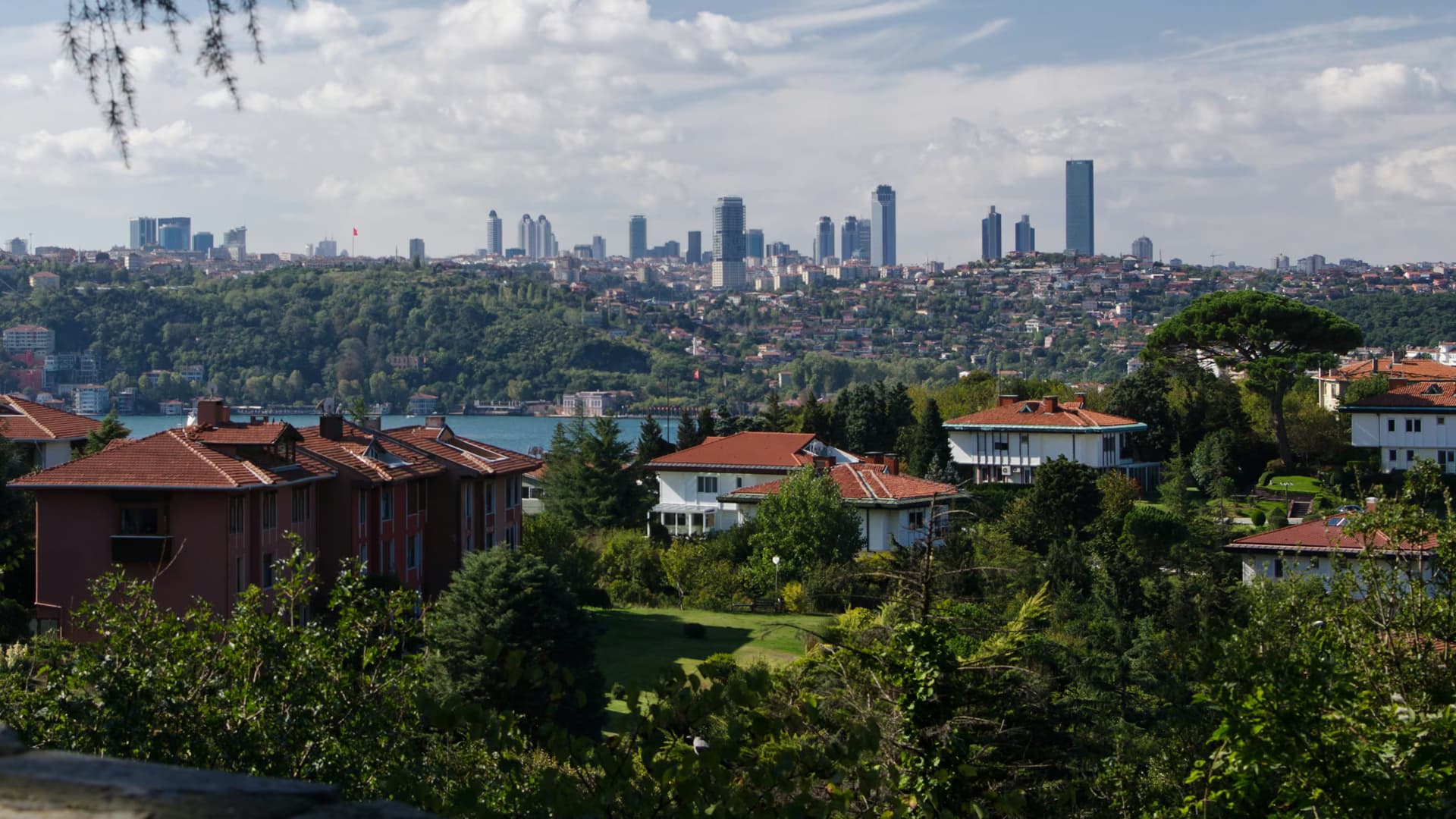 Fitch: Türkiye’s debt securities market to reach $550 billion by end-2027