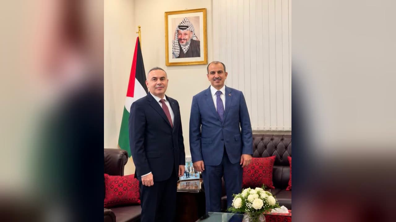 سفير تركيا لدى قطر يقوم بزيارة مجاملة لسفير فلسطين في الدوحة