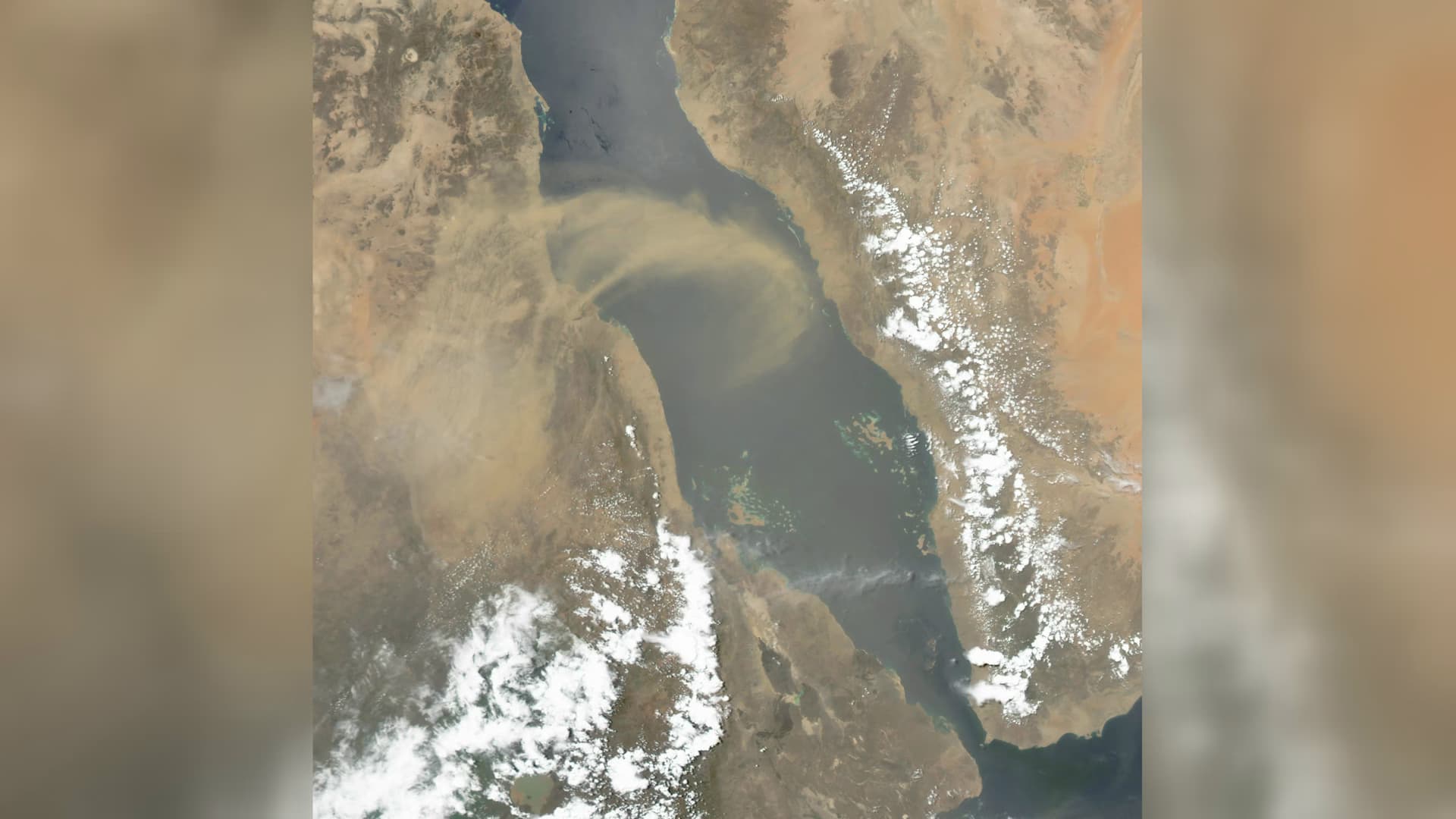 اليمن يطالب بقطع تمويل الحوثيين لحماية أمن الملاحة البحرية