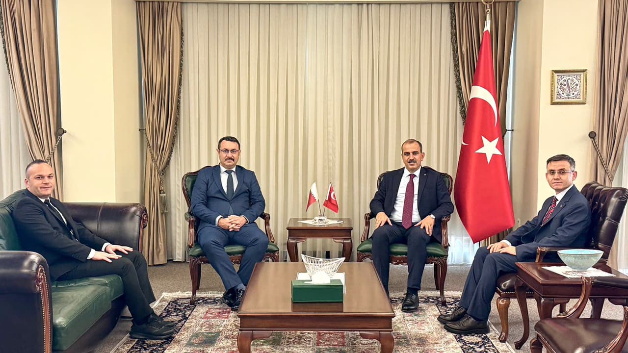 السفير التركي في الدوحة يستقبل وفدا من المديرية العامة للأمن التركية