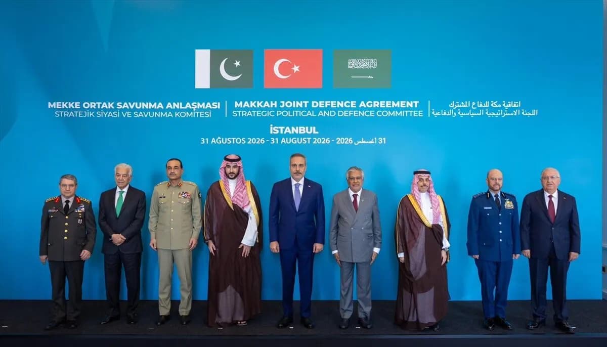 Türkiye, Saudi Arabia and Pakistan hold landmark defense summit in Istanbul