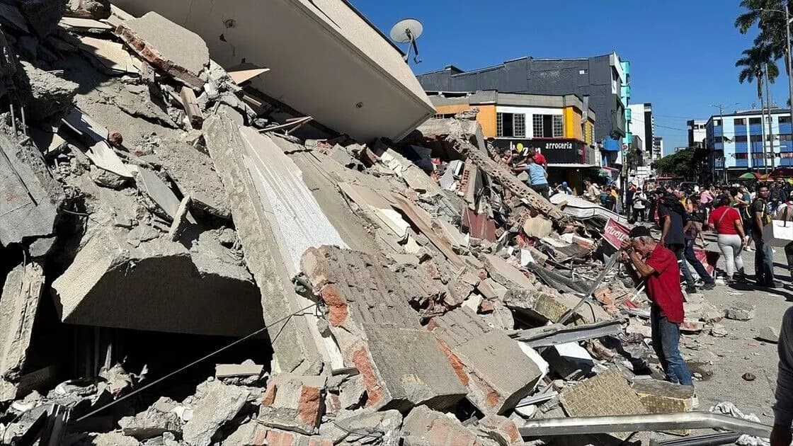 Kolombiya'yı 7,4 büyüklüğünde deprem vurdu: Can kaybı 82'ye yükseldi