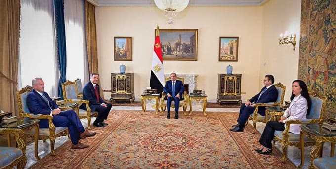 مدير وكالة الاستخبارات المركزية جون راتكليف يلتقي الرئيس المصري السيسي في القاهرة