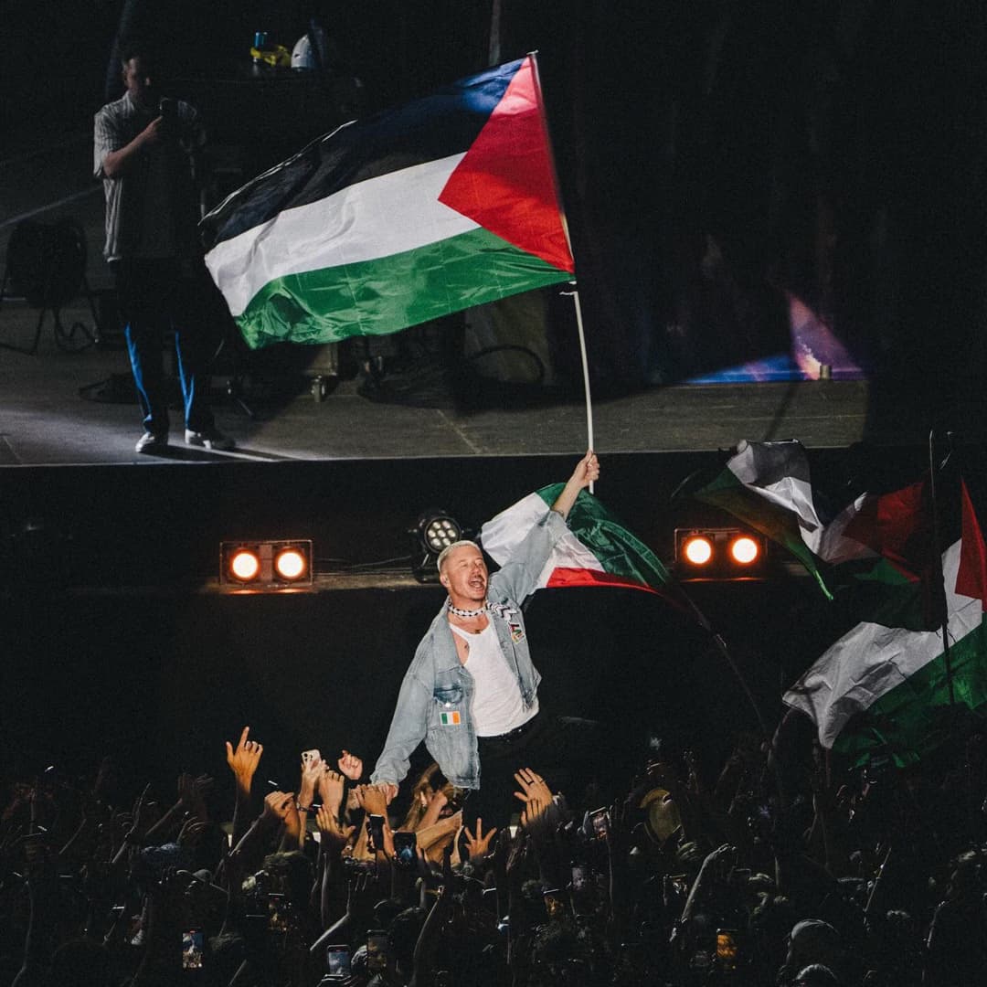 نفاد تذاكر جولة «فلسطين حرة» لماكليمور وريعها كاملاً لفلسطين